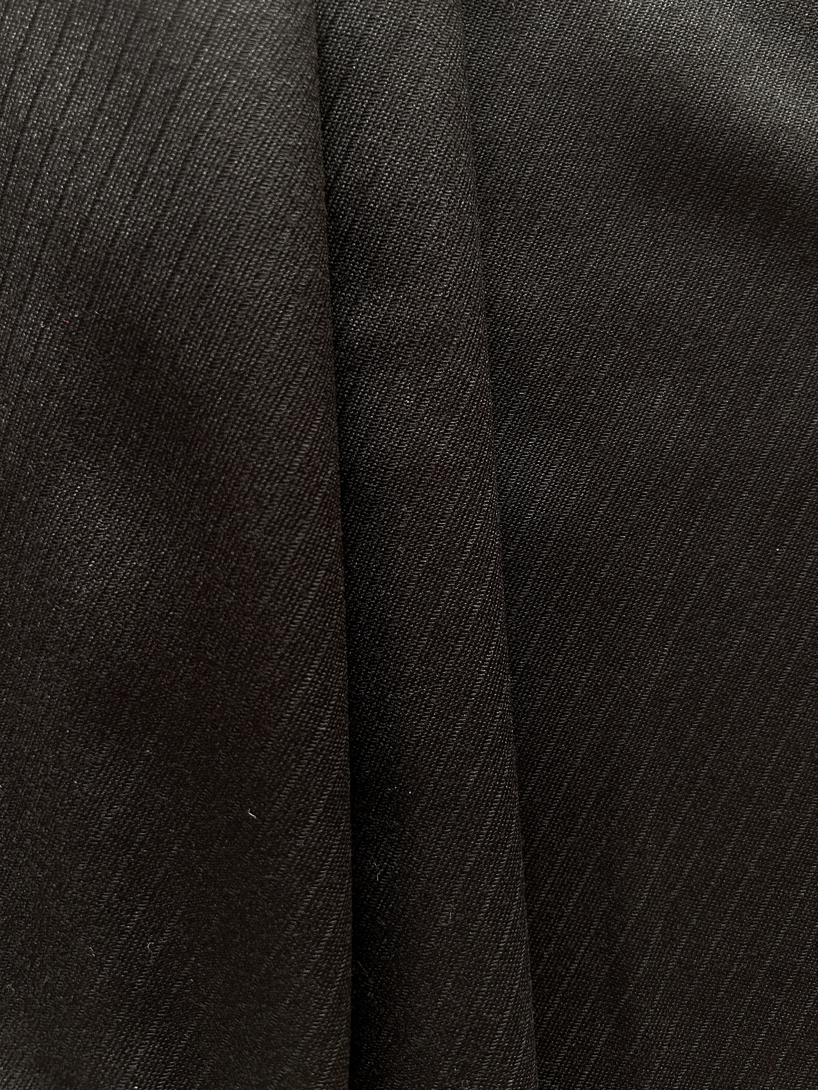 Textured twill tailoring wool blend