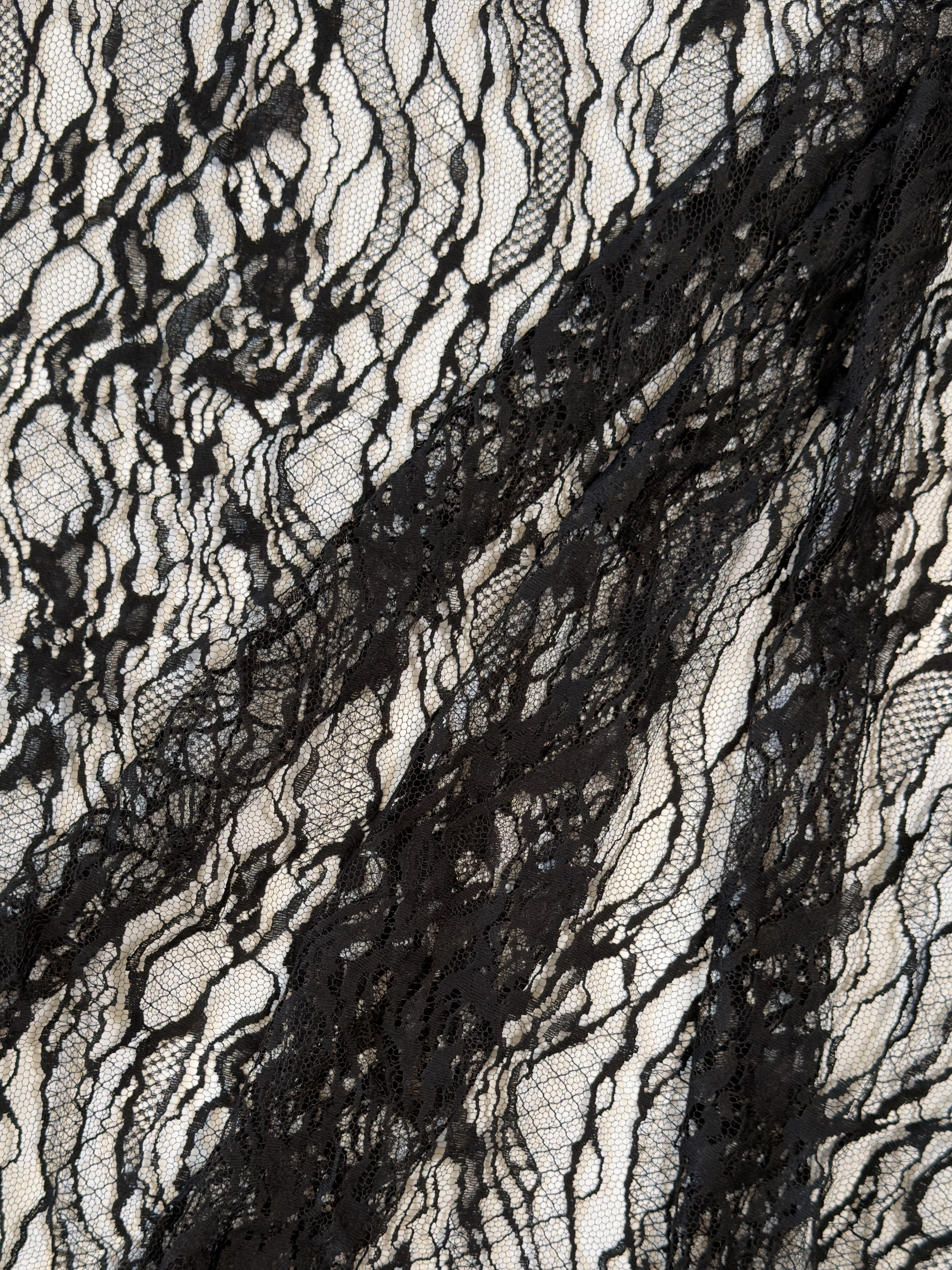 Fine cotton blend lace