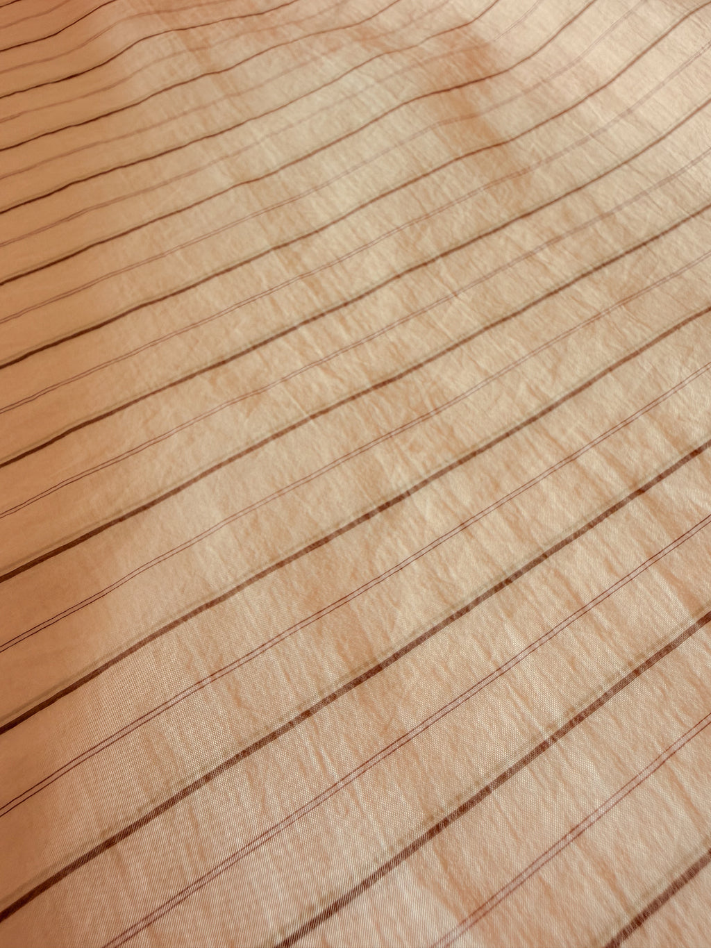 Light crinkled cotton stripe