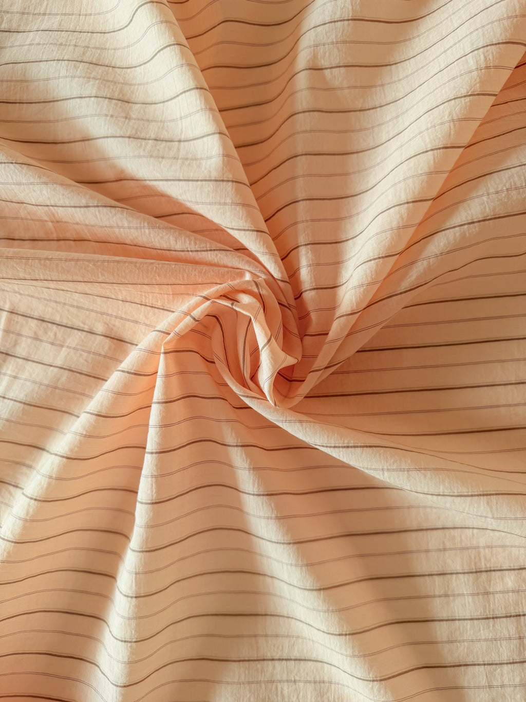 Light crinkled cotton stripe
