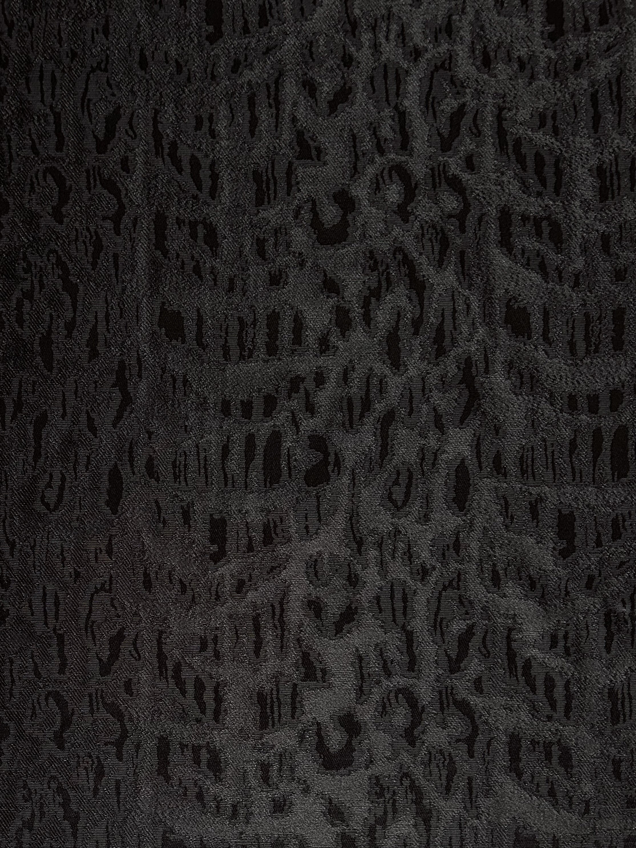 Leopard shiny wool blend jacquard