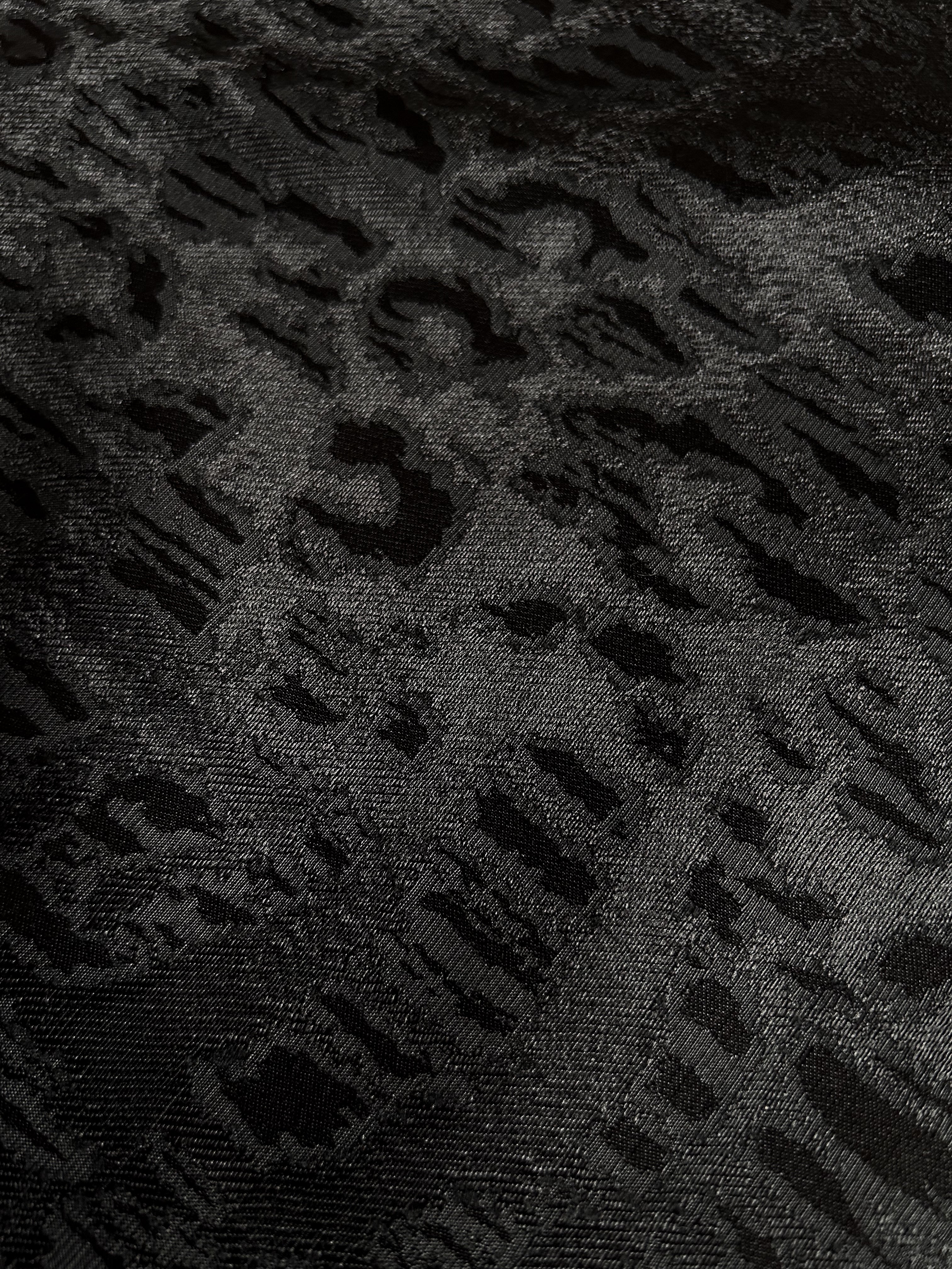 Leopard shiny wool blend jacquard