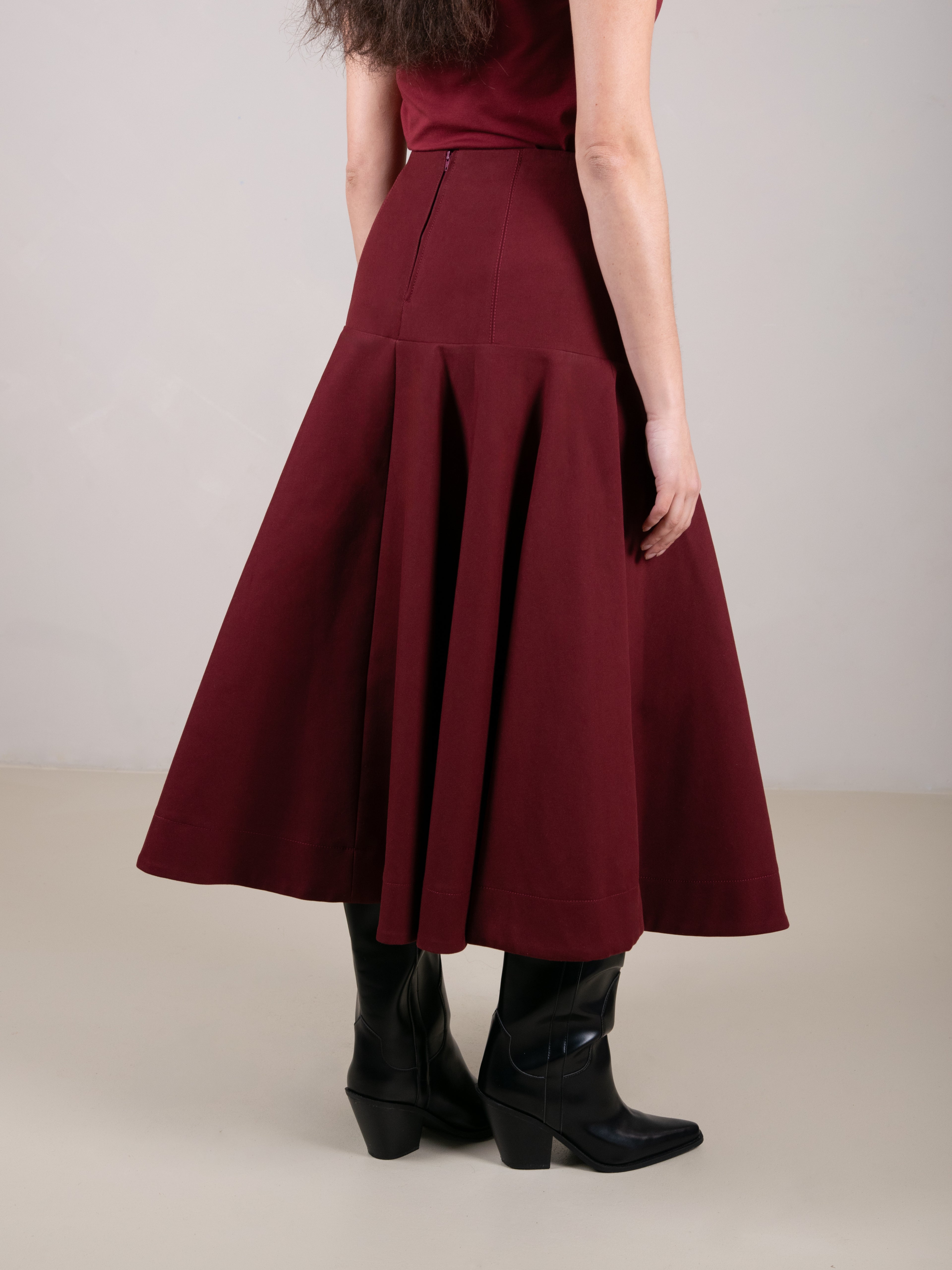 Burgundy compact cotton moleskin