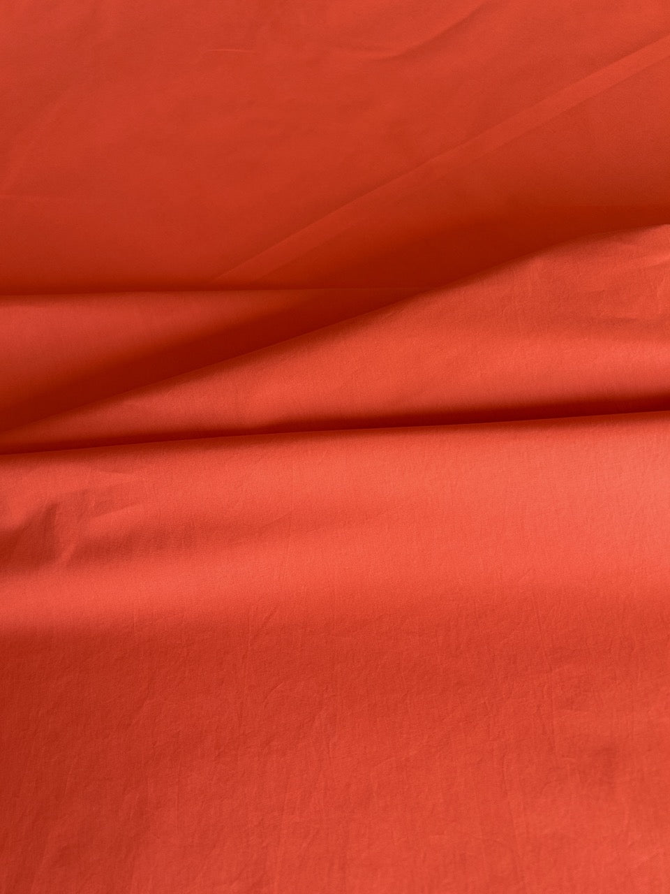 Crisp cotton poplin