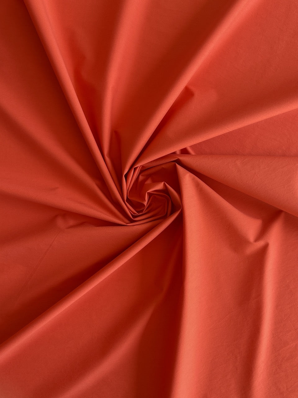 Crisp cotton poplin