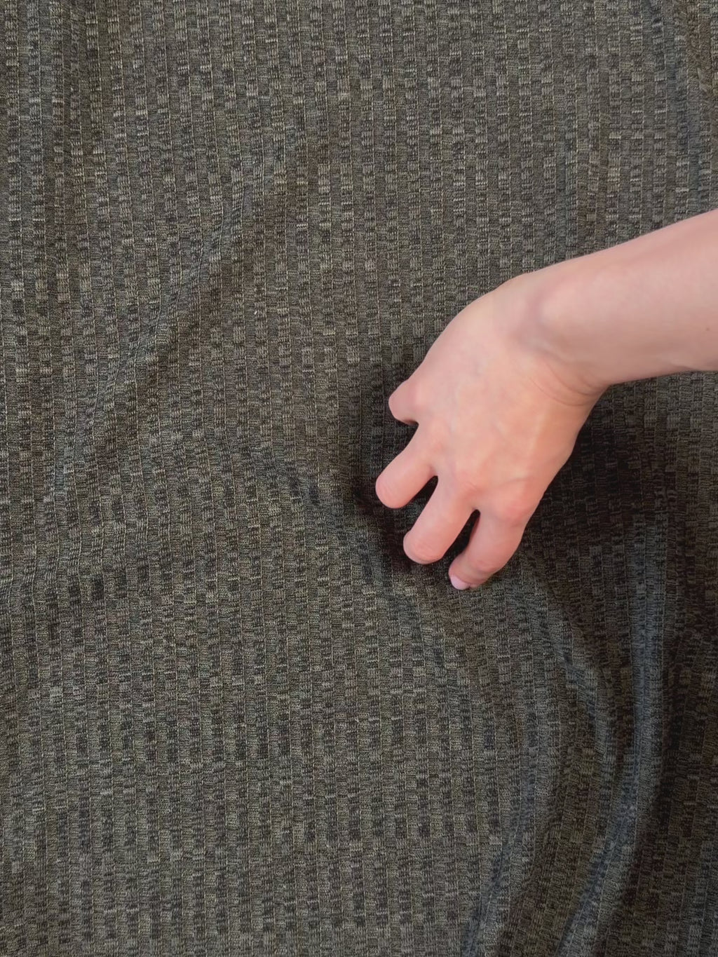 Knitted rib green mélange